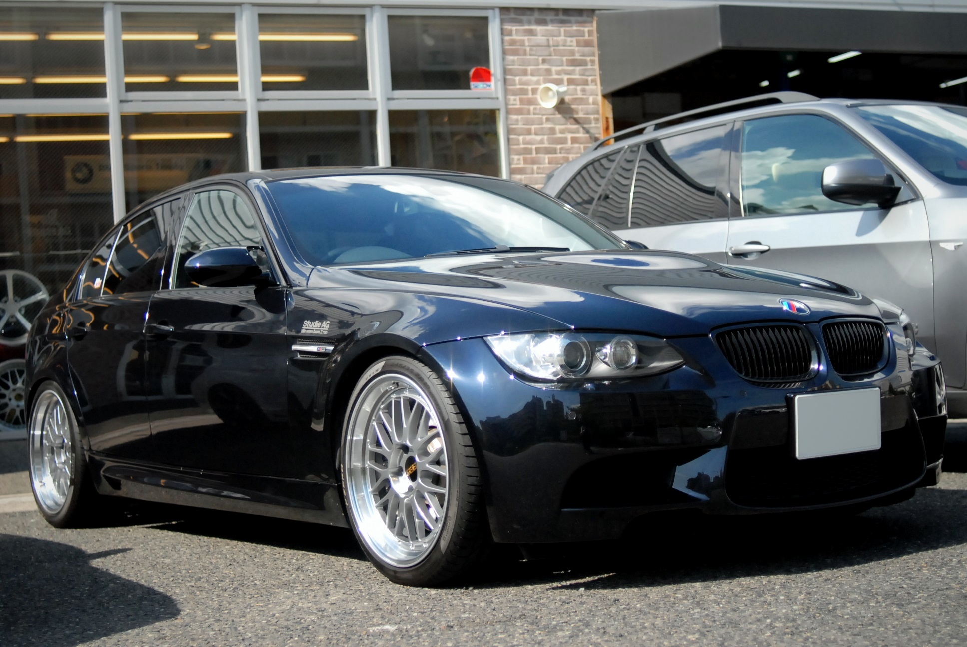 ぶっ飛びーな、E91 335を作る！完成編 │ アクセス